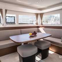 Lagoon 450 SporTop