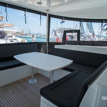 Lagoon 450 SporTop