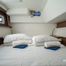 Lagoon 450 SporTop