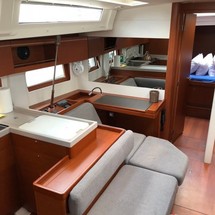 Beneteau Oceanis 51.1