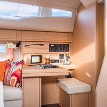 Jeanneau 54