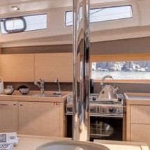 Beneteau Oceanis 38