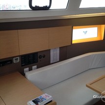 Beneteau Oceanis 38