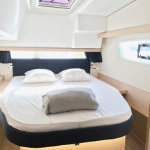 Fountaine Pajot Lucia 40