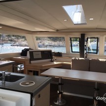 Fountaine Pajot Lucia 40