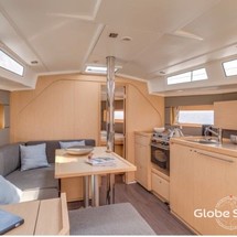 Beneteau Oceanis 38.1