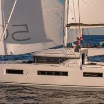 Lagoon 50