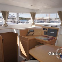 Lagoon 400