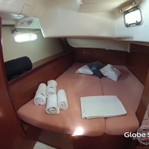 Beneteau Oceanis 43