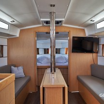 Beneteau Oceanis 38.1