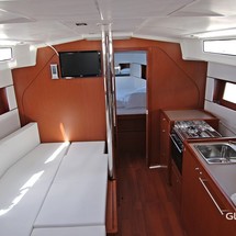 Beneteau Oceanis 38