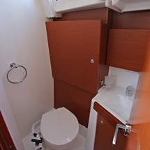 Beneteau Oceanis 38