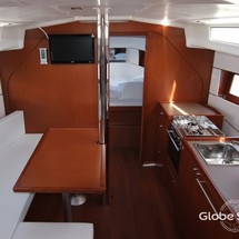Beneteau Oceanis 38