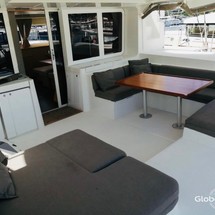 Lagoon 52