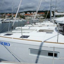 Lagoon 52