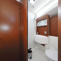 Beneteau Oceanis 51.1