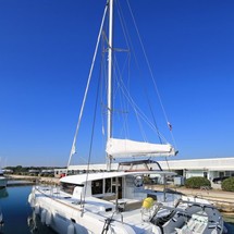 Lagoon 39