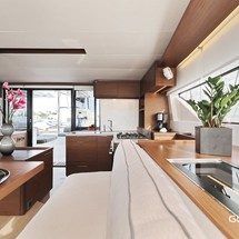 Lagoon 50