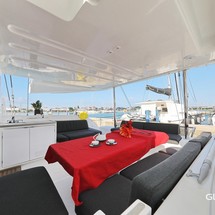 Lagoon 50