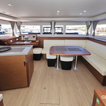Lagoon 450
