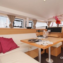 Lagoon 400 S2