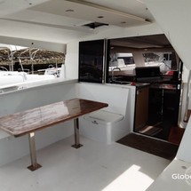 Fountaine Pajot Lucia 40