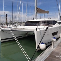 Fountaine Pajot Lucia 40