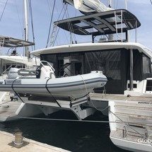 Lagoon 52