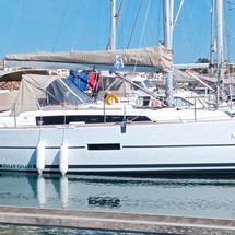 Dufour 360 Grand Large