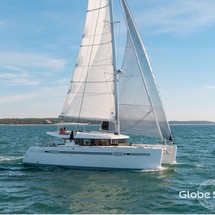 Lagoon 450 SporTop