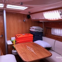 Bavaria 42 Cruiser