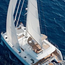 Lagoon 560