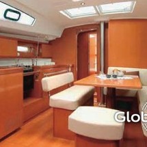 Beneteau Oceanis 43