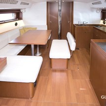 Beneteau Oceanis 48