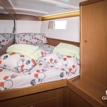 Beneteau Oceanis 48