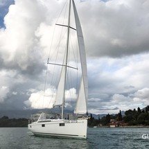 Beneteau Oceanis 48
