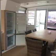 Bali catamarans 4.0 lounge