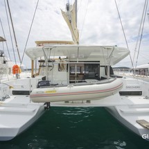 Lagoon 42
