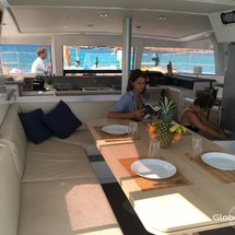 Bali catamarans 4.0 lounge