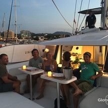 Bali catamarans 4.0 lounge