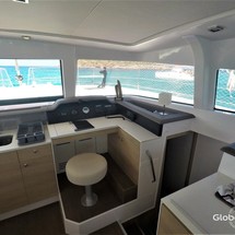 Bali catamarans 4.0 lounge