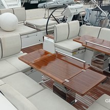 Beneteau Oceanis Yacht 62