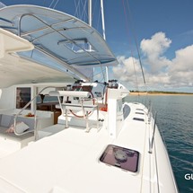 Lagoon 421
