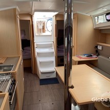 Beneteau Oceanis 38