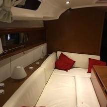 Beneteau Oceanis 37