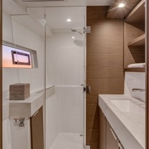 Lagoon 40