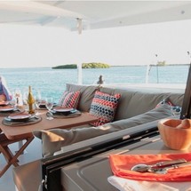 Fountaine Pajot Lucia 40