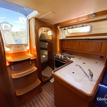 Dufour 325