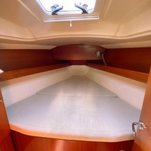 Dufour 325