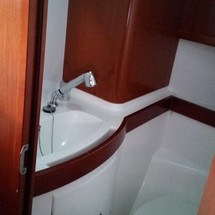 Beneteau Oceanis 40